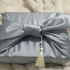 Elegant Silver Clutch with Tassel k-beauty skincare